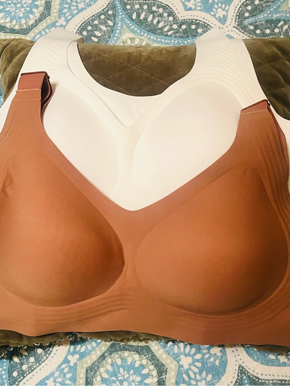 Everyday Wireless Comfort Bra - Brown & White Bundle